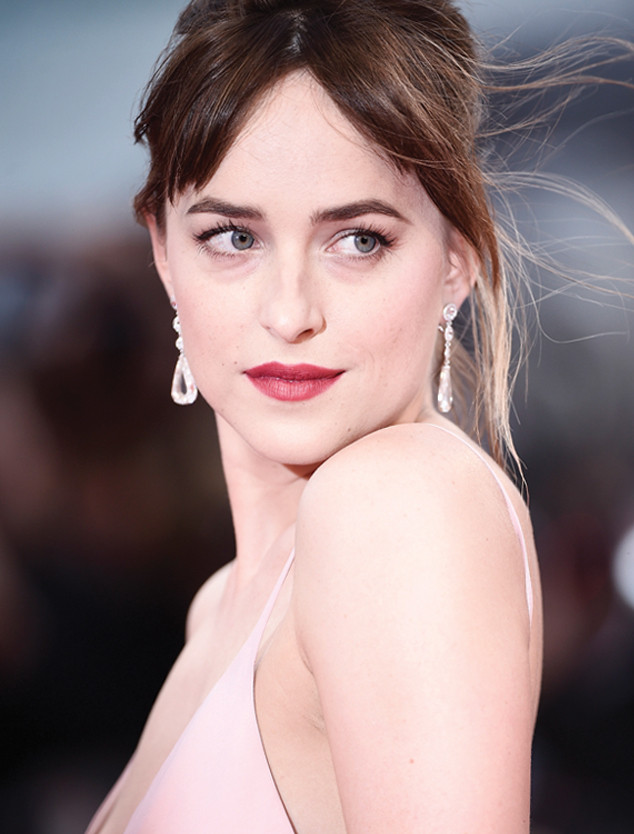 ESC: Dakota Johnson ESC: Dakota Johnson